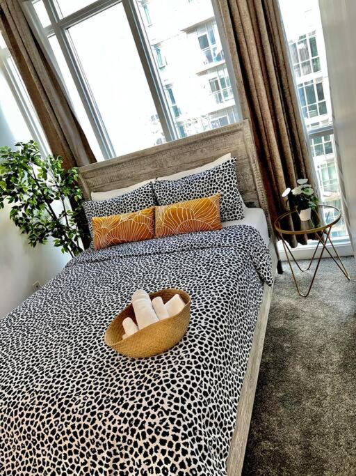 Stunning Condo Wit Amazing View 5Mins From Cntower Toronto Exteriér fotografie