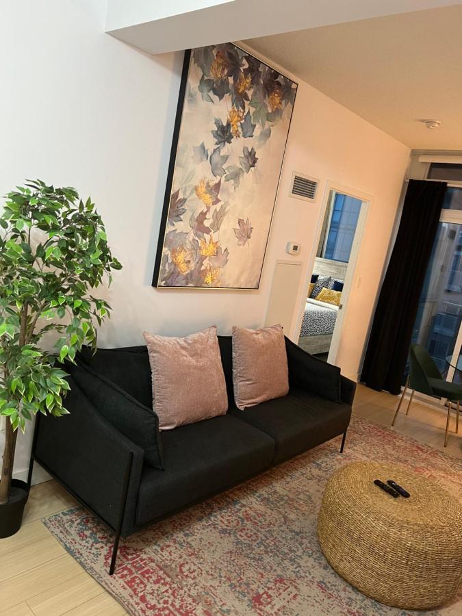 Stunning Condo Wit Amazing View 5Mins From Cntower Toronto Exteriér fotografie